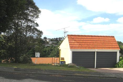 Photo of property in 38 Girrahween Drive, Totara Vale, Auckland, 0629