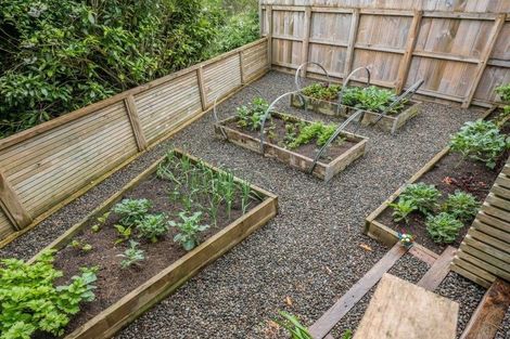 Photo of property in 17 Hewett Way, Ngaio, Wellington, 6035