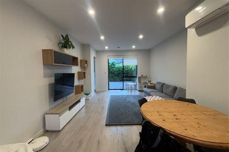 Photo of property in 27 Craigs Way, Hobsonville, Auckland, 0616