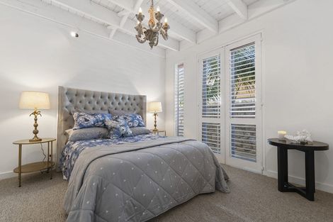 Photo of property in 9 Karahu Lane, Omaha, 0986