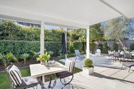 Photo of property in 5 Acmena Lane, Pakuranga, Auckland, 2010