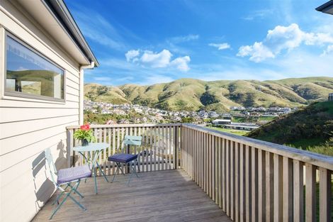 Photo of property in 40 Mauldeth Terrace, Churton Park, Wellington, 6037