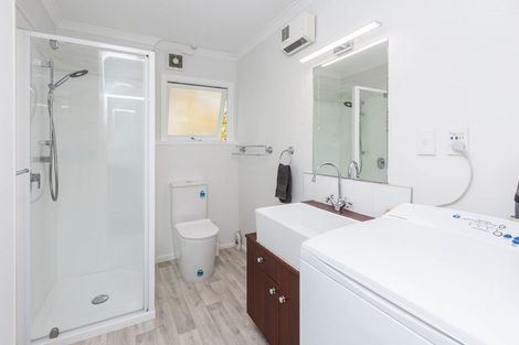 Photo of property in 54 Chatsworth Road, Silverstream, Upper Hutt, 5019