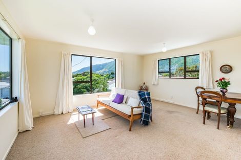 Photo of property in 49 Belvedere Avenue, Waikanae, 5036