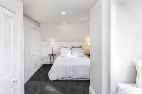 Photo of property in 26 Cranmer Square, Christchurch Central, Christchurch, 8013