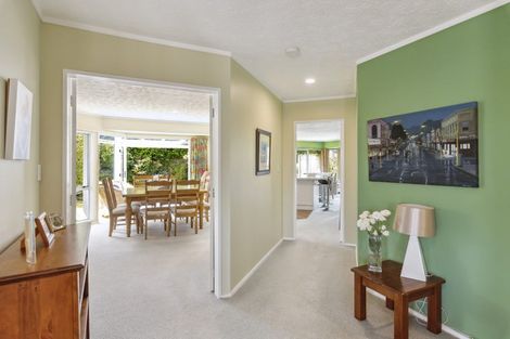 Photo of property in 13 Runanga Grove, Waikanae, 5036