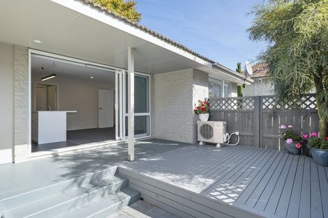 Photo of property in 53 Manor Place, Dunedin Central, Dunedin, 9016