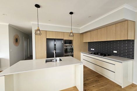 Photo of property in 27 Whenuapai Drive, Whenuapai, Auckland, 0618