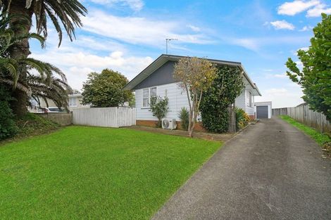 Photo of property in 17 Dagenham Street, Manurewa, Auckland, 2102