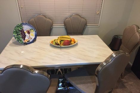 Photo of property in 39 Koru Street, Mangere Bridge, Auckland, 2022