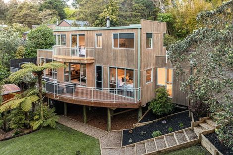 Photo of property in 103 Takahe Road, Titirangi, Auckland, 0604