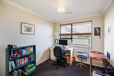 Photo of property in 9 Bouvardia Avenue, Milson, Palmerston North, 4414