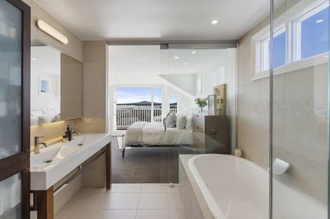 Photo of property in 41a Hackett Street, Saint Marys Bay, Auckland, 1011