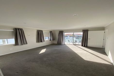 Photo of property in 19 Rue D' Amarres, Gulf Harbour, Whangaparaoa, 0930