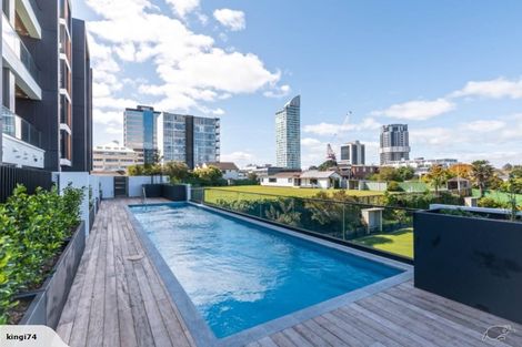 Photo of property in Frank Sargeson Apts, 303/74 Anzac Street, Takapuna, Auckland, 0622