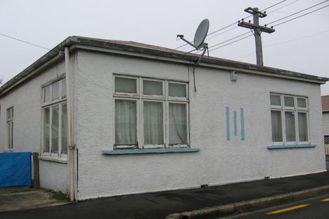 Photo of property in 43 Cutten Street, South Dunedin, Dunedin, 9012