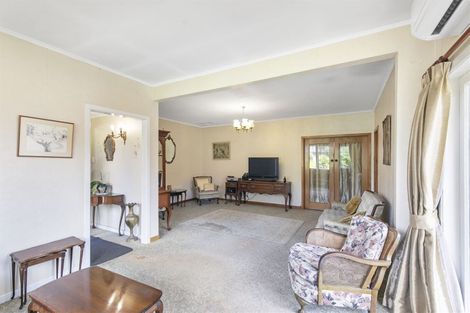 Photo of property in 1 Woodford Road, Mount Eden, Auckland, 1024
