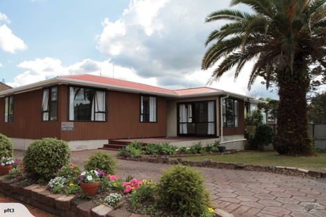 Photo of property in 4112 Great North Road, Glen Eden, Auckland, 0602