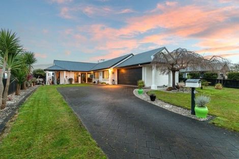 Photo of property in 7 Drake Place, Fairview Downs, Hamilton, 3214