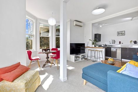 Photo of property in 29b North Terrace, Kelburn, Wellington, 6012