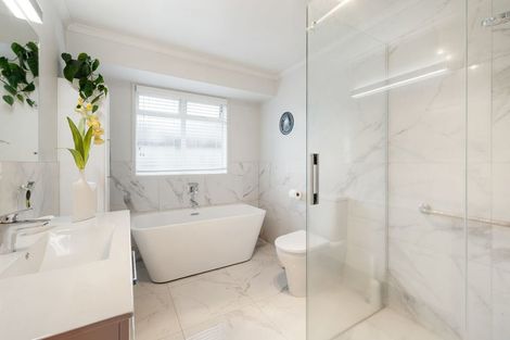 Photo of property in 29 Saint James Drive, Huntington, Hamilton, 3210