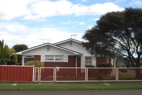 Photo of property in 62 Kennedy Drive, Levin, 5510