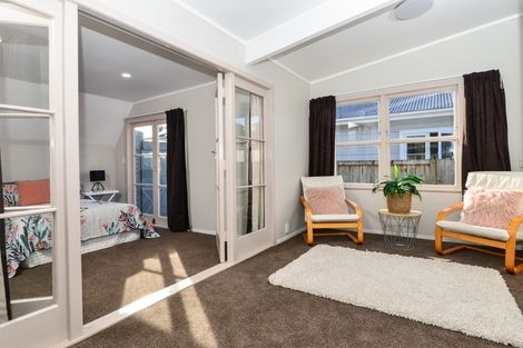 Photo of property in 217 Fox Street, Hamilton East, Hamilton, 3216