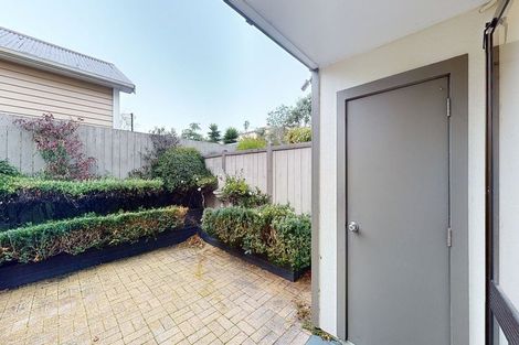 Photo of property in 12 George Street, Thorndon, Wellington, 6011