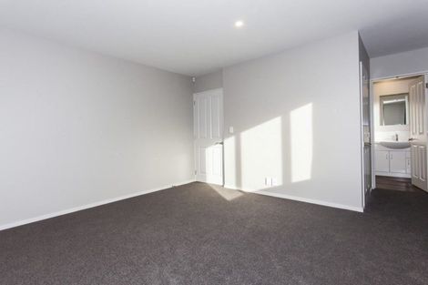 Photo of property in 2/66 Packe Street, Edgeware, Christchurch, 8013
