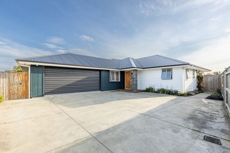 Photo of property in 30 Freedom Drive, Kelvin Grove, Palmerston North, 4414
