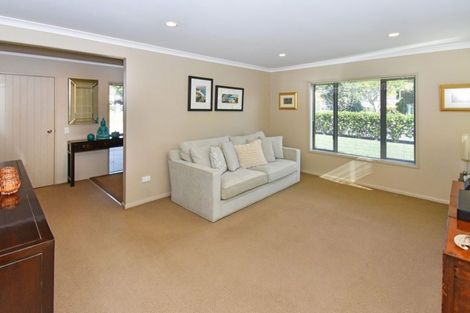 Photo of property in 150 Charles Prevost Drive, The Gardens, Auckland, 2105