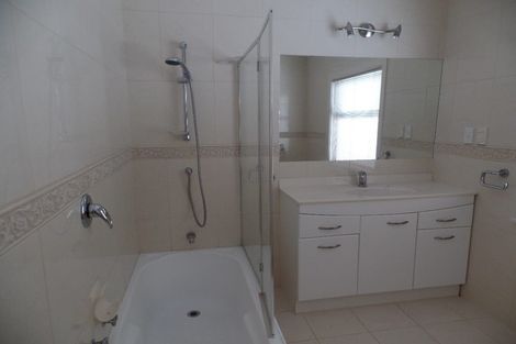 Photo of property in 368 Devonport Road, Tauranga South, Tauranga, 3112