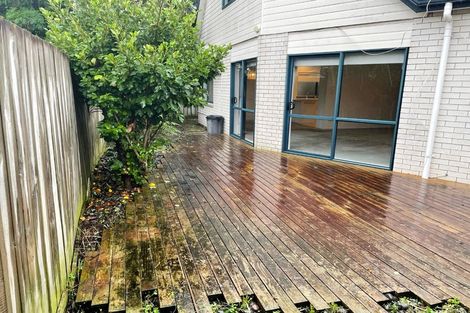 Photo of property in 13 Tiraumea Drive, Pakuranga, Auckland, 2010