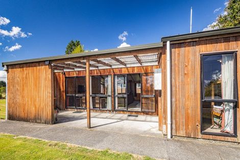 Photo of property in Atisa Lodge, 40 Carroll Street, National Park, Owhango, 3989