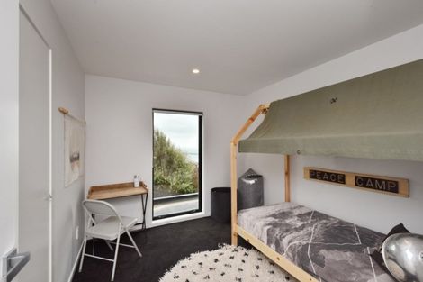 Photo of property in 6 Craigieburn Lane, Mount Pleasant, Christchurch, 8081