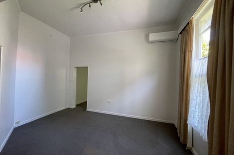 Photo of property in 1/72 Derwent Street, Island Bay, Wellington, 6023