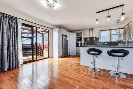 Photo of property in 100 Heath Street, St Andrews, Hamilton, 3200