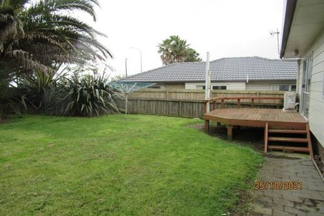 Photo of property in 1/2 Costar Place, Wiri, Auckland, 2104