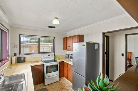 Photo of property in 10b South Road, Moturoa, New Plymouth, 4310