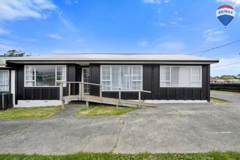 Photo of property in 87a Main Road, Wainuiomata, Lower Hutt, 5014