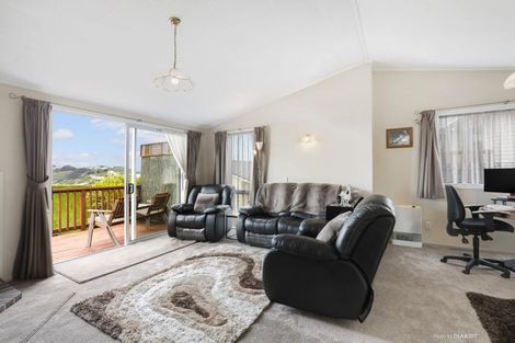 Photo of property in 6 Kekerenga Street, Strathmore Park, Wellington, 6022