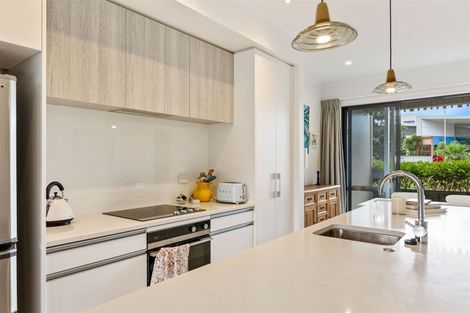 Photo of property in 33 De Havilland Road, Hobsonville, Auckland, 0616