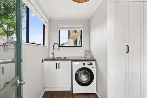 Photo of property in 804 Lyell Street, Akina, Hastings, 4122