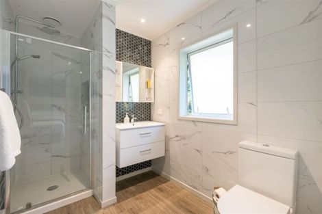 Photo of property in 14 Kahu Close, Orewa, 0931