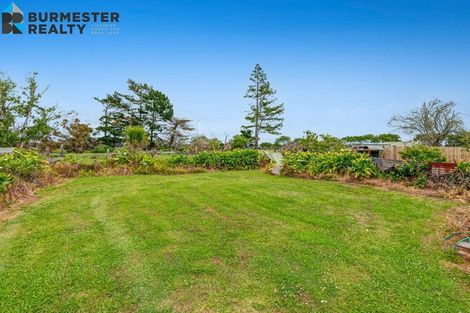 Photo of property in 233 Parkhurst Road, Parakai, 0830