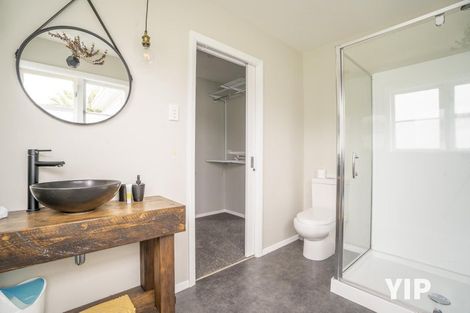 Photo of property in 94 Woodland Road, Johnsonville, Wellington, 6037