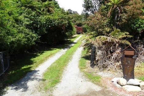 Photo of property in 41 Mcleods Road, Ross, 7885