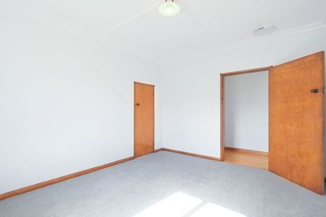 Photo of property in 125 Brooklands Road, Brooklands, New Plymouth, 4310