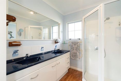 Photo of property in 3 Harry Shaw Way, Raumati South, Paraparaumu, 5032