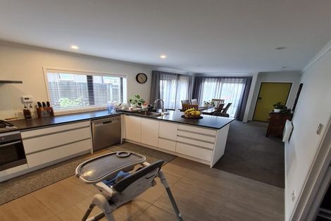 Photo of property in 97 Schoolside Road, Kumeu, 0810